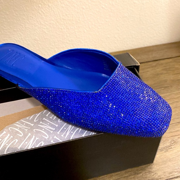 NIB [INC International Concepts] Joslyn Crystal Flat Slide Mules Women’s Sz 7 - Picture 4 of 13